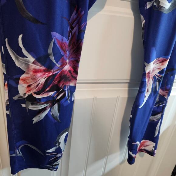 Fabletics PureLuxe Leggings Womens 3X Blue Floral High-Rise Athletic Gym Yoga - Picture 4 of 9